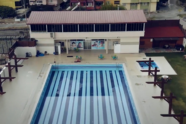 Yarı Olimpik Yüzme Havuzu ve Kafeterya Tesisleri